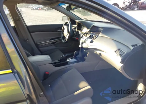 2010 Honda Accord 2.4 Ex from USA, damaged, VIN 1HGCP2F77AA102577